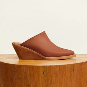 Women's Wedge Mule in Tan Nappa Leather